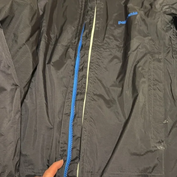 Patagonia Torrentshell Black Jacket Rain Jacket - Picture 6 of 10